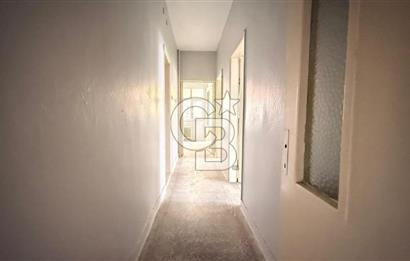 İzmir Gaziemir Dokuzeylül Mahallesi Site İçi 3+1 Satılık Daire