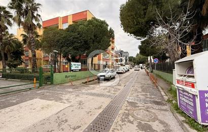 İzmir Gaziemir Dokuzeylül Mahallesi Site İçi 3+1 Satılık Daire