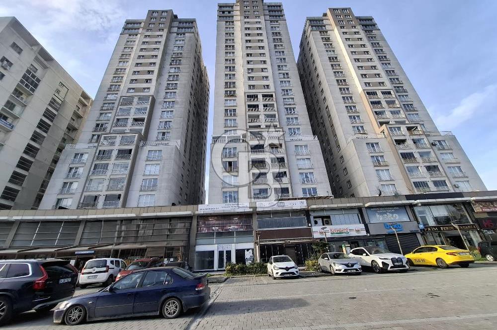 BAHÇEŞEHİR ESENKENT ÖZYURTLAR DA CADDE CEPHELİ SATILIK DÜKKAN