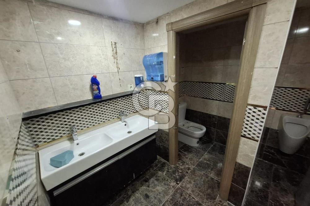 BAHÇEŞEHİR ESENKENT ÖZYURTLAR DA CADDE CEPHELİ SATILIK DÜKKAN