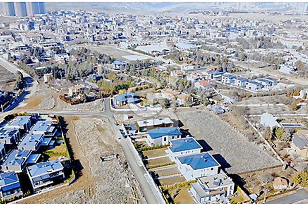 İNCEK-PRESTİJLİ VİLLALARLA ÇEVRİLİ-0,40 EMSAL-1.092 M2 ARSA