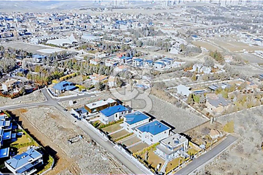 İNCEK-PRESTİJLİ VİLLALARLA ÇEVRİLİ-0,40 EMSAL-1.092 M2 ARSA