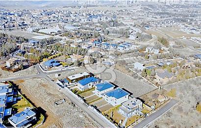 İNCEK-PRESTİJLİ VİLLALARLA ÇEVRİLİ-0,40 EMSAL-1.092 M2 ARSA