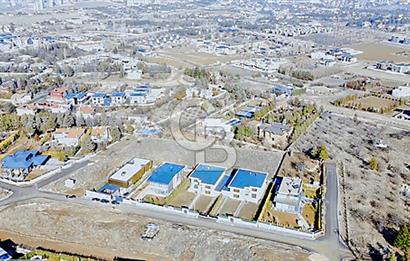 İNCEK-PRESTİJLİ VİLLALARLA ÇEVRİLİ-0,40 EMSAL-1.092 M2 ARSA