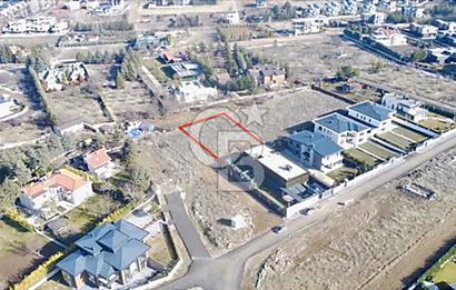 İNCEK-PRESTİJLİ VİLLALARLA ÇEVRİLİ-0,40 EMSAL-1.092 M2 ARSA