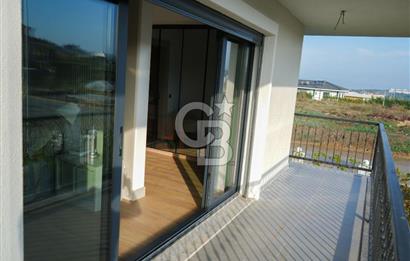 SEFERİHİSARDA LÜKS VİLLA