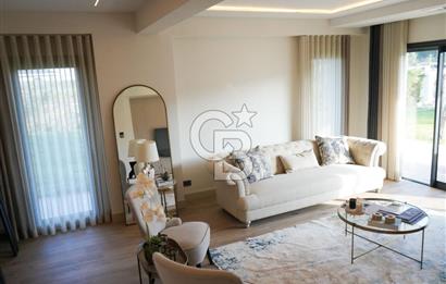 SEFERİHİSARDA LÜKS VİLLA