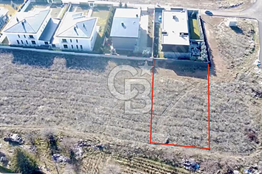 İNCEK-PRESTİJLİ VİLLALARLA ÇEVRİLİ-0,40 EMSAL-1.092 M2 ARSA