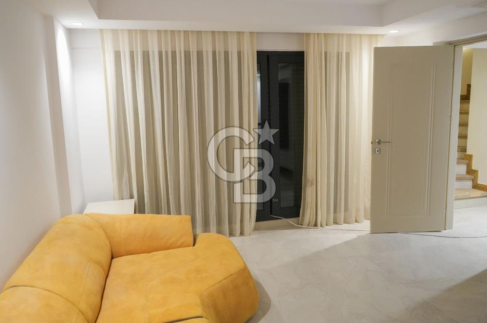 SEFERİHİSARDA LÜKS VİLLA