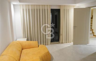 SEFERİHİSARDA LÜKS VİLLA