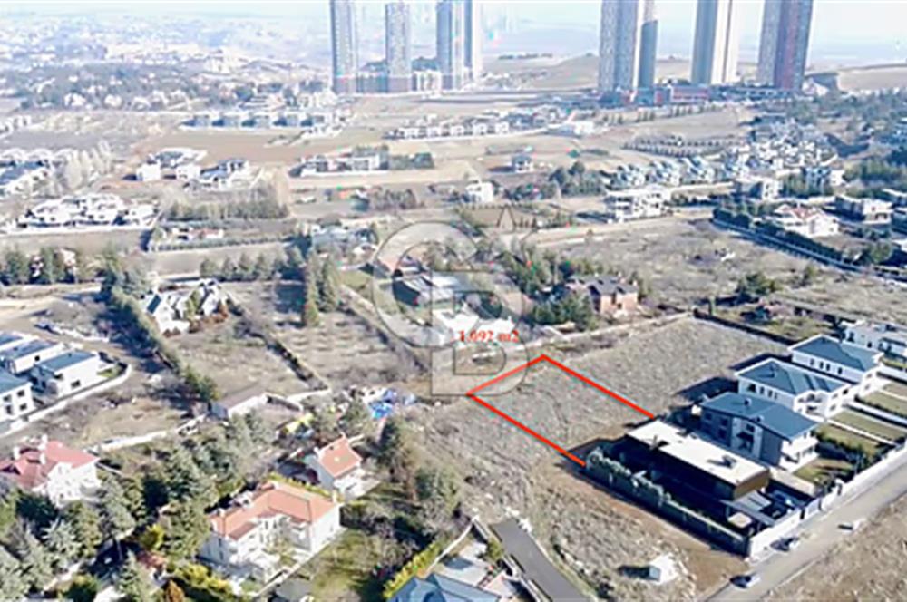 İNCEK-PRESTİJLİ VİLLALARLA ÇEVRİLİ-0,40 EMSAL-1.092 M2 ARSA