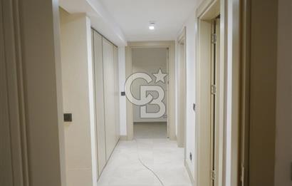 SEFERİHİSARDA LÜKS VİLLA