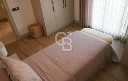 SEFERİHİSARDA LÜKS VİLLA