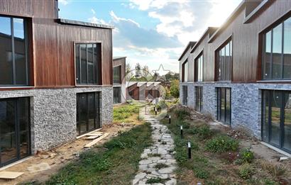 Kaz Dağlarının Eteklerinde Huzurlu Bir Yaşam Seni Bekliyor..