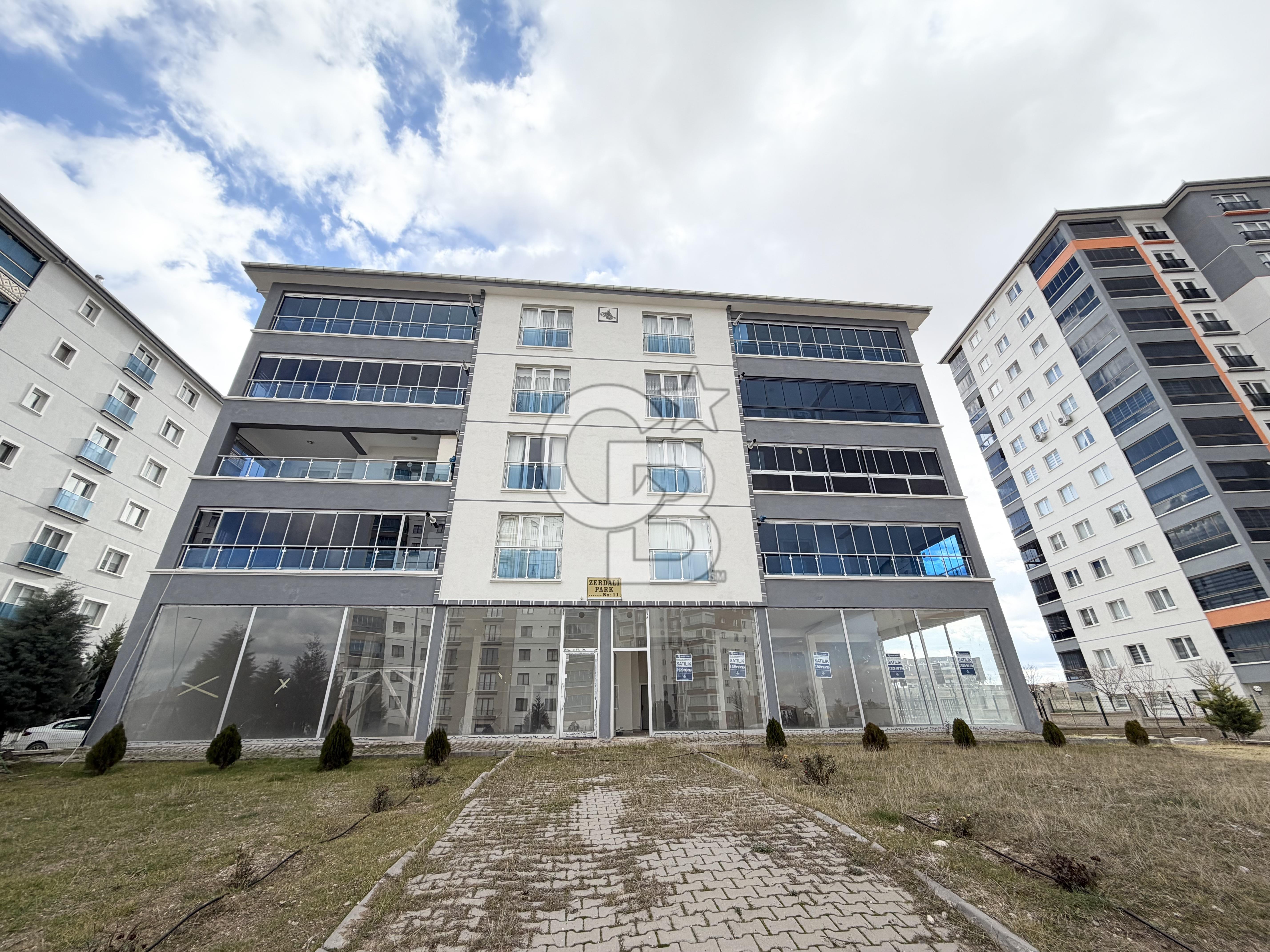 SİNCAN PINARBAŞI 2 KATLI BAHÇE KULLANIMLI 250 M2 BAHÇE KULLANIMLI DÜKKAN