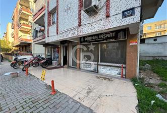 Buca Kozağaç Mahallesi'nde Köşe Konumda Satılık Dükkan - 1 - 326065