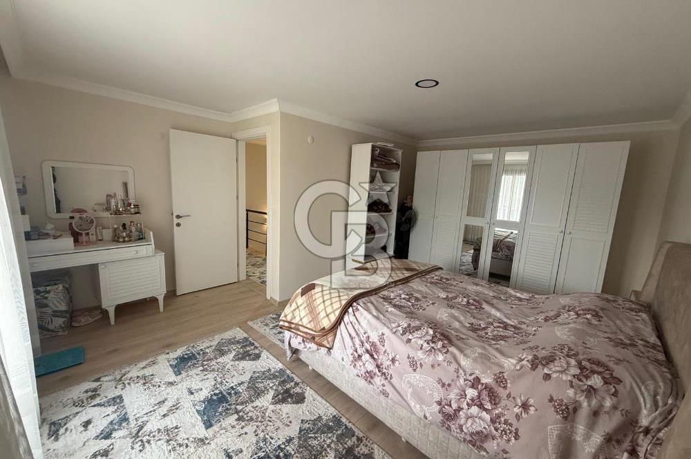 KOYUNDERE MERKEZDE, ÖNÜ KAPANMAZ GENİŞ TERASLI DUBLEKS DAİRE