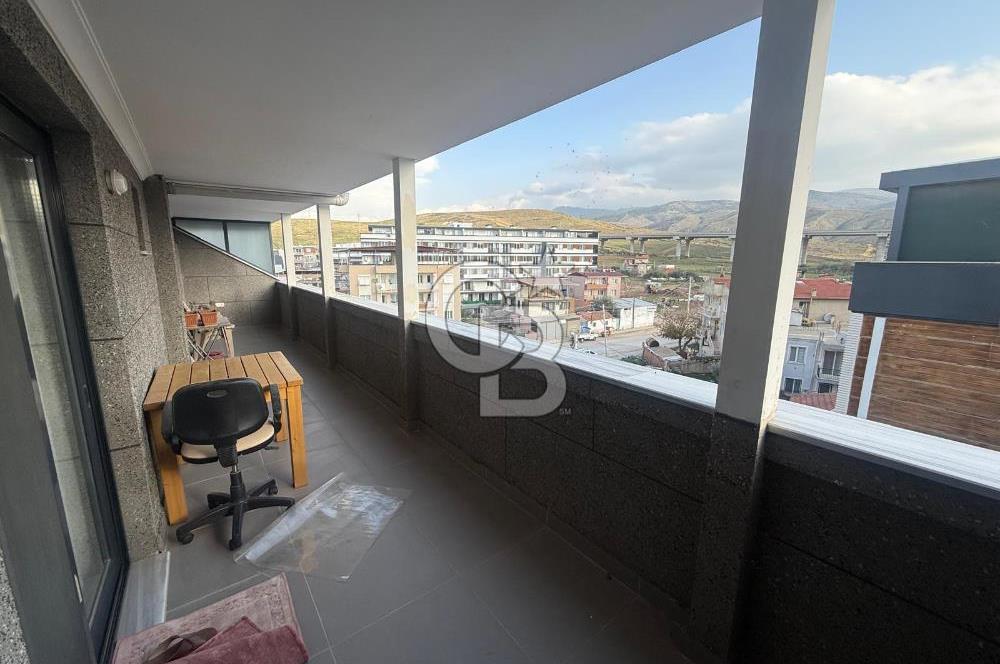 KOYUNDERE MERKEZDE, ÖNÜ KAPANMAZ GENİŞ TERASLI DUBLEKS DAİRE