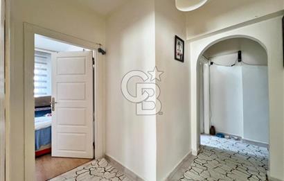 DEREBOYU CD ÜZERİ GÜNEY CEPHE ARA KAT ÇİFT CAM BALKONLU 3+1 