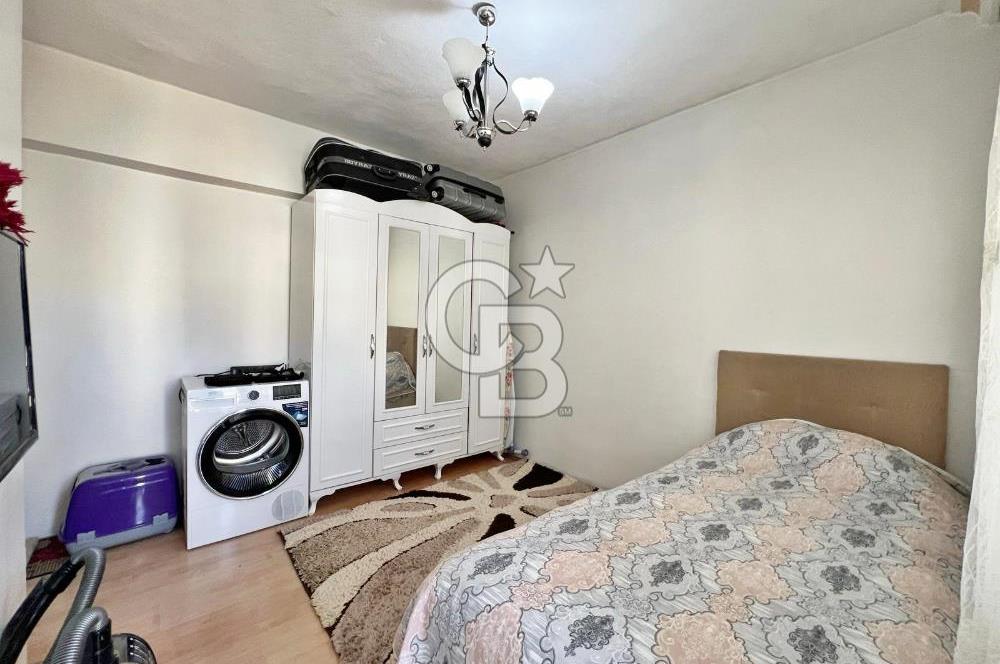 DEREBOYU CD ÜZERİ GÜNEY CEPHE ARA KAT ÇİFT CAM BALKONLU 3+1 