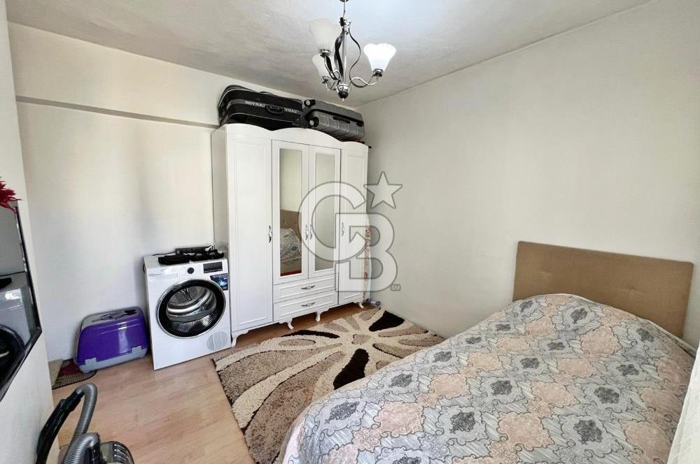 DEREBOYU CD ÜZERİ GÜNEY CEPHE ARA KAT ÇİFT CAM BALKONLU 3+1 