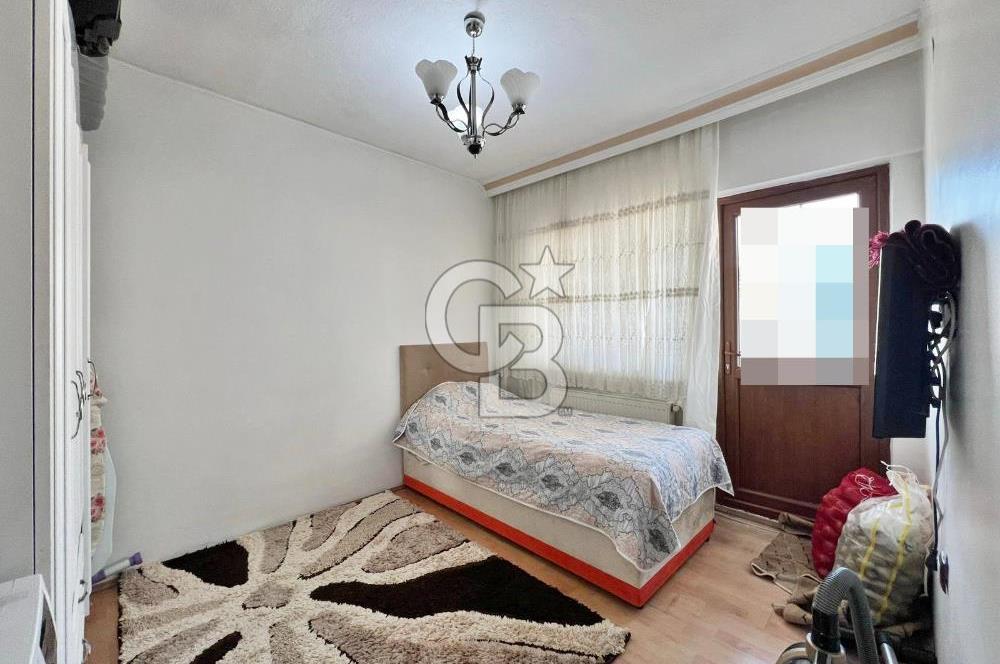 DEREBOYU CD ÜZERİ GÜNEY CEPHE ARA KAT ÇİFT CAM BALKONLU 3+1 