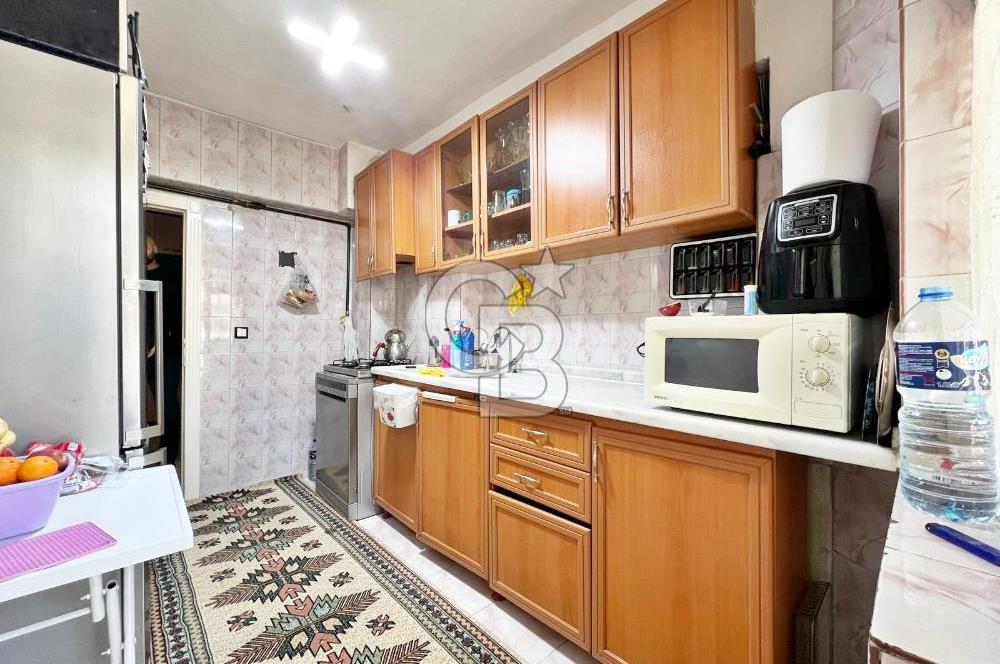 DEREBOYU CD ÜZERİ GÜNEY CEPHE ARA KAT ÇİFT CAM BALKONLU 3+1 