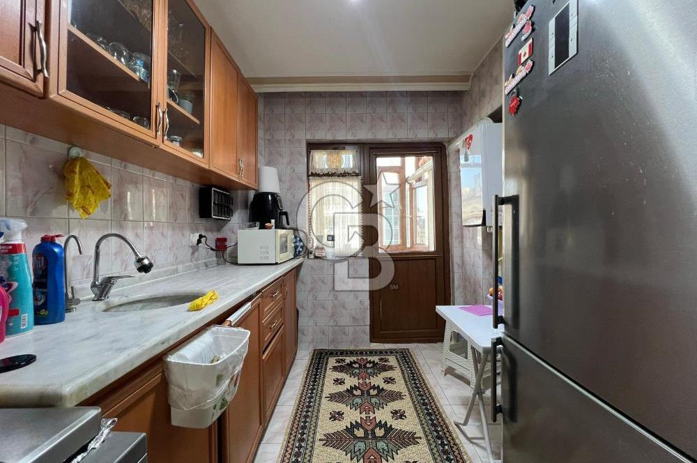 DEREBOYU CD ÜZERİ GÜNEY CEPHE ARA KAT ÇİFT CAM BALKONLU 3+1 