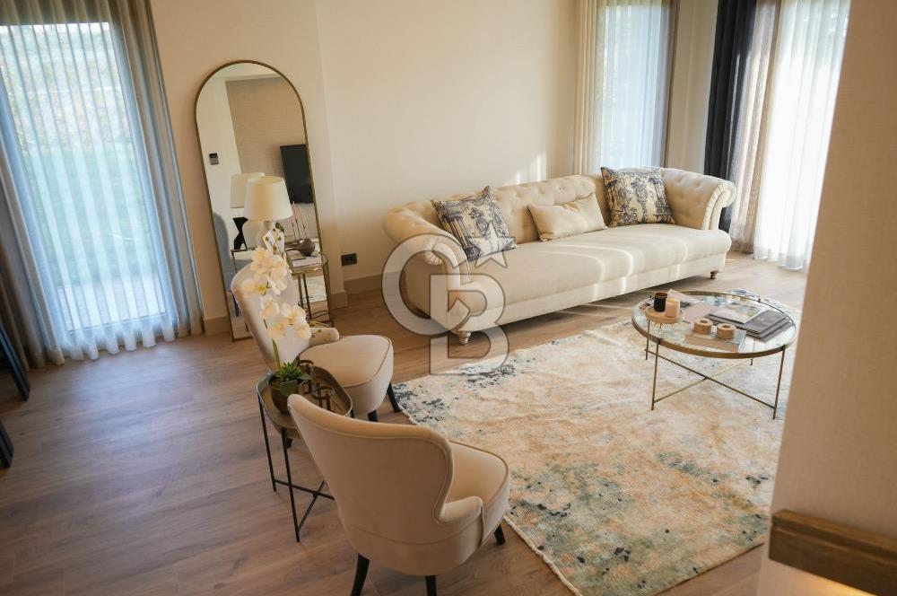 SEFERİHİSARDA LÜKS VİLLA