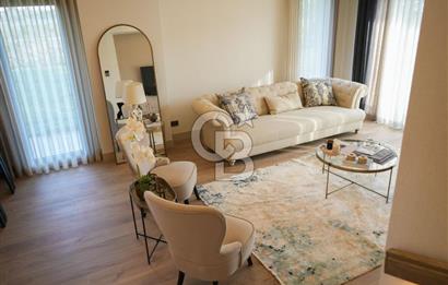 SEFERİHİSARDA LÜKS VİLLA