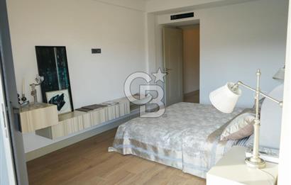 SEFERİHİSARDA LÜKS VİLLA