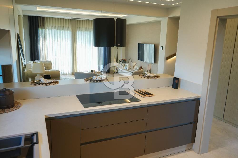 SEFERİHİSARDA LÜKS VİLLA