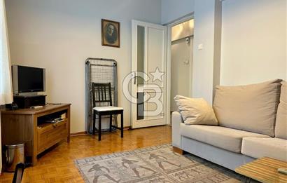 OSMANBEY EBEKIZI SOKAK’TA, YÜKSEK KATTA, BAKIMLI, FERAH 3+1 DAİRE