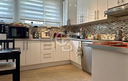 OSMANBEY EBEKIZI SOKAK’TA, YÜKSEK KATTA, BAKIMLI, FERAH 3+1 DAİRE