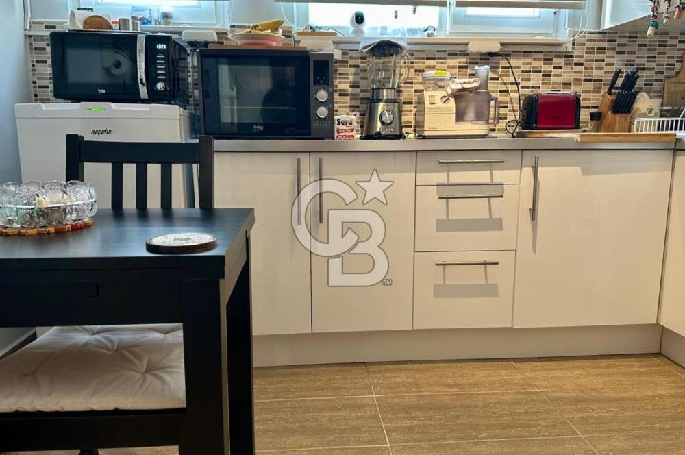 OSMANBEY EBEKIZI SOKAK’TA, YÜKSEK KATTA, BAKIMLI, FERAH 3+1 DAİRE