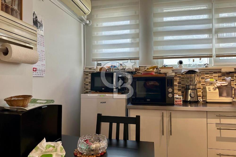 OSMANBEY EBEKIZI SOKAK’TA, YÜKSEK KATTA, BAKIMLI, FERAH 3+1 DAİRE