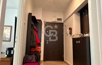 OSMANBEY EBEKIZI SOKAK’TA, YÜKSEK KATTA, BAKIMLI, FERAH 3+1 DAİRE