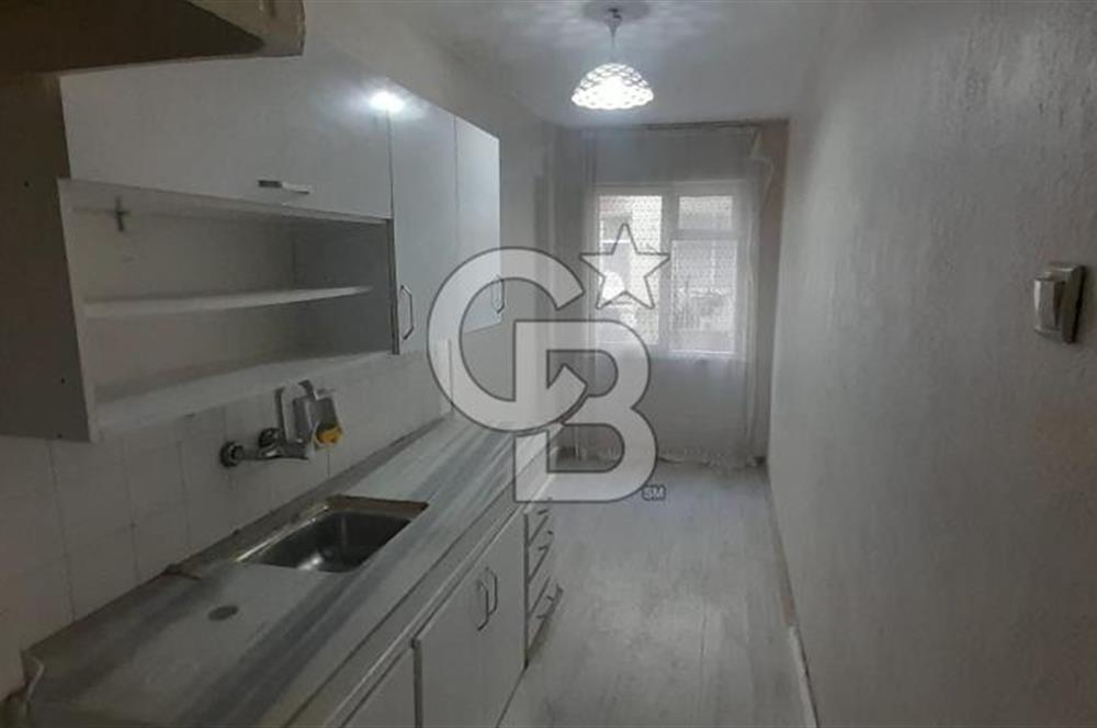 KARŞIYAKA MERKEZDE 2+1 KLASİK 80 m2 ZEMİN ÜSTÜ 1.KAT KİRALIK DAİRE
