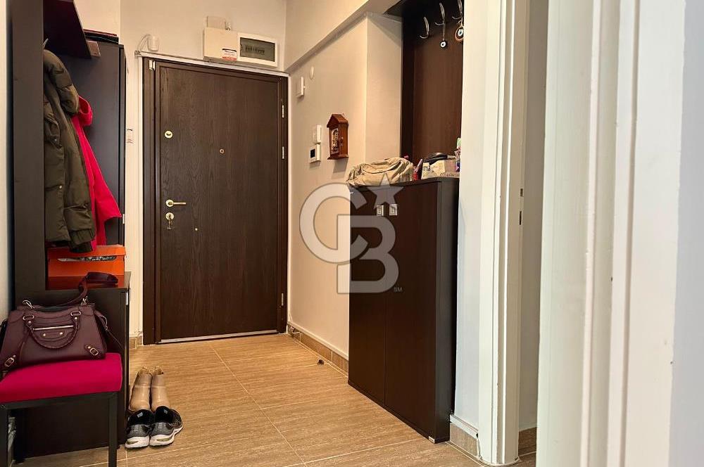 OSMANBEY EBEKIZI SOKAK’TA, YÜKSEK KATTA, BAKIMLI, FERAH 3+1 DAİRE