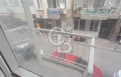 KARŞIYAKA MERKEZDE 2+1 KLASİK 80 m2 ZEMİN ÜSTÜ 1.KAT KİRALIK DAİRE