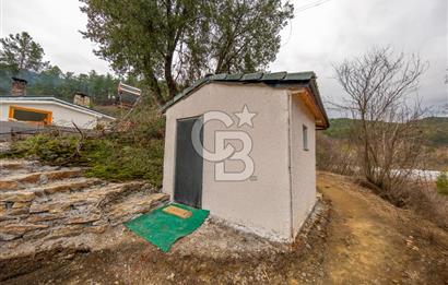 Muğla Çakmak'ta Satılık Havuzlu Şömineli Köy Evi