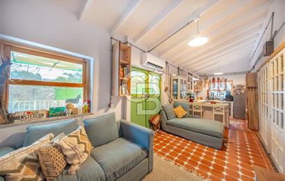 Muğla Çakmak'ta Satılık Havuzlu Şömineli Köy Evi