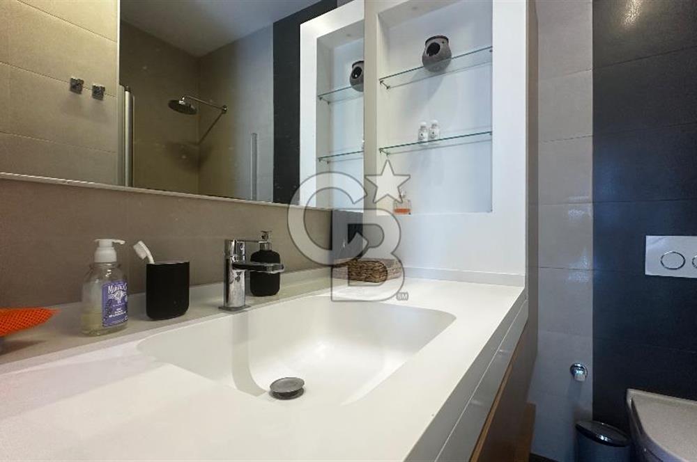 İZMİR BAYRAKLI FOLKART TOWERS'TA EŞYALI SATILIK 2+1 REZİDANS