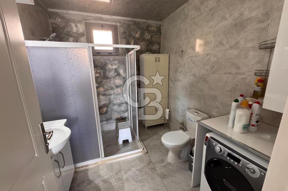 Güzelbahçe Payamlı’da Bahçe İçinde Orijinal Taş Ev