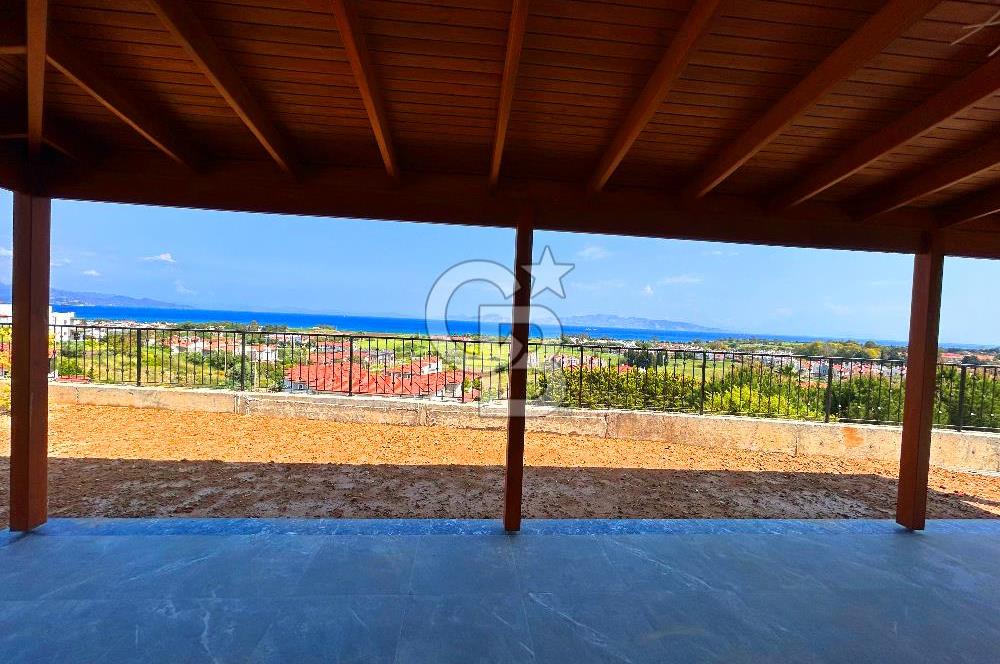 Datça Burgaz'da Panoramik Deniz Manzaralı 6+2 Müstakil Villa