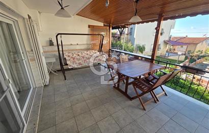Kuşadası'nda Eşsiz Konumda Deniz Manzaralı Satılık 4+1 Villa