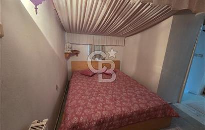 Kuşadası'nda Eşsiz Konumda Deniz Manzaralı Satılık 4+1 Villa