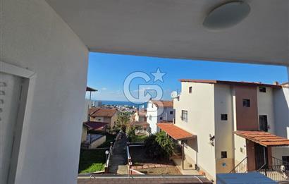 Kuşadası'nda Eşsiz Konumda Deniz Manzaralı Satılık 4+1 Villa