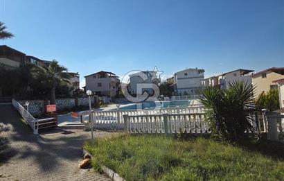 Kuşadası'nda Eşsiz Konumda Deniz Manzaralı Satılık 4+1 Villa