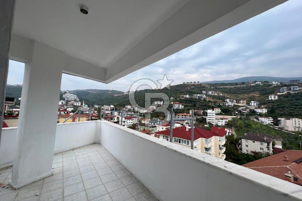 ÇINARCIK ESENKÖY'DE DENİZ MANZARALI 4+1SATILIK DUBLEKS DAİRE